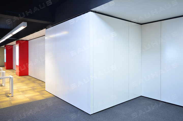 Steel single bread wall